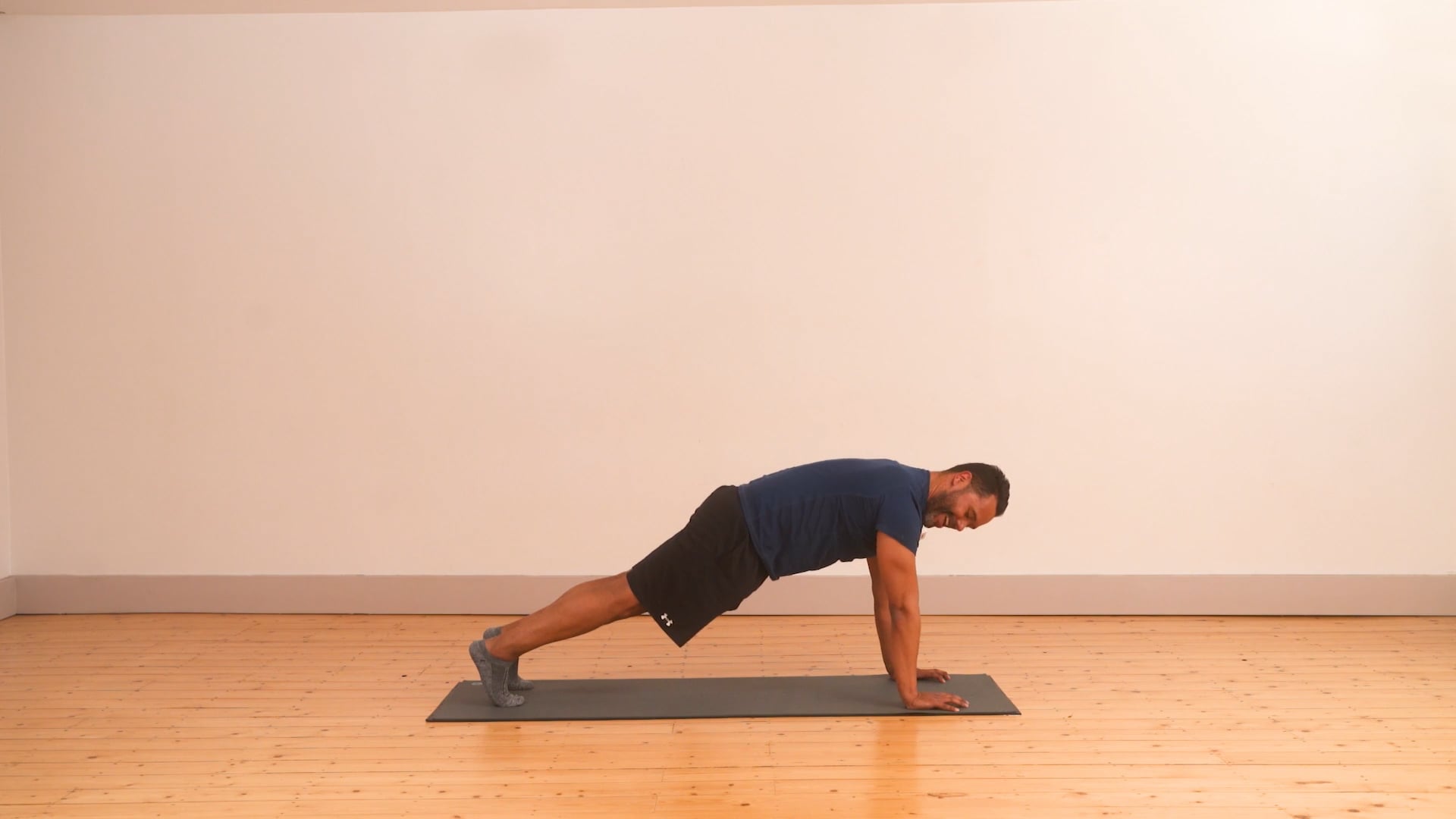 Core Strength Pilates – 15mins