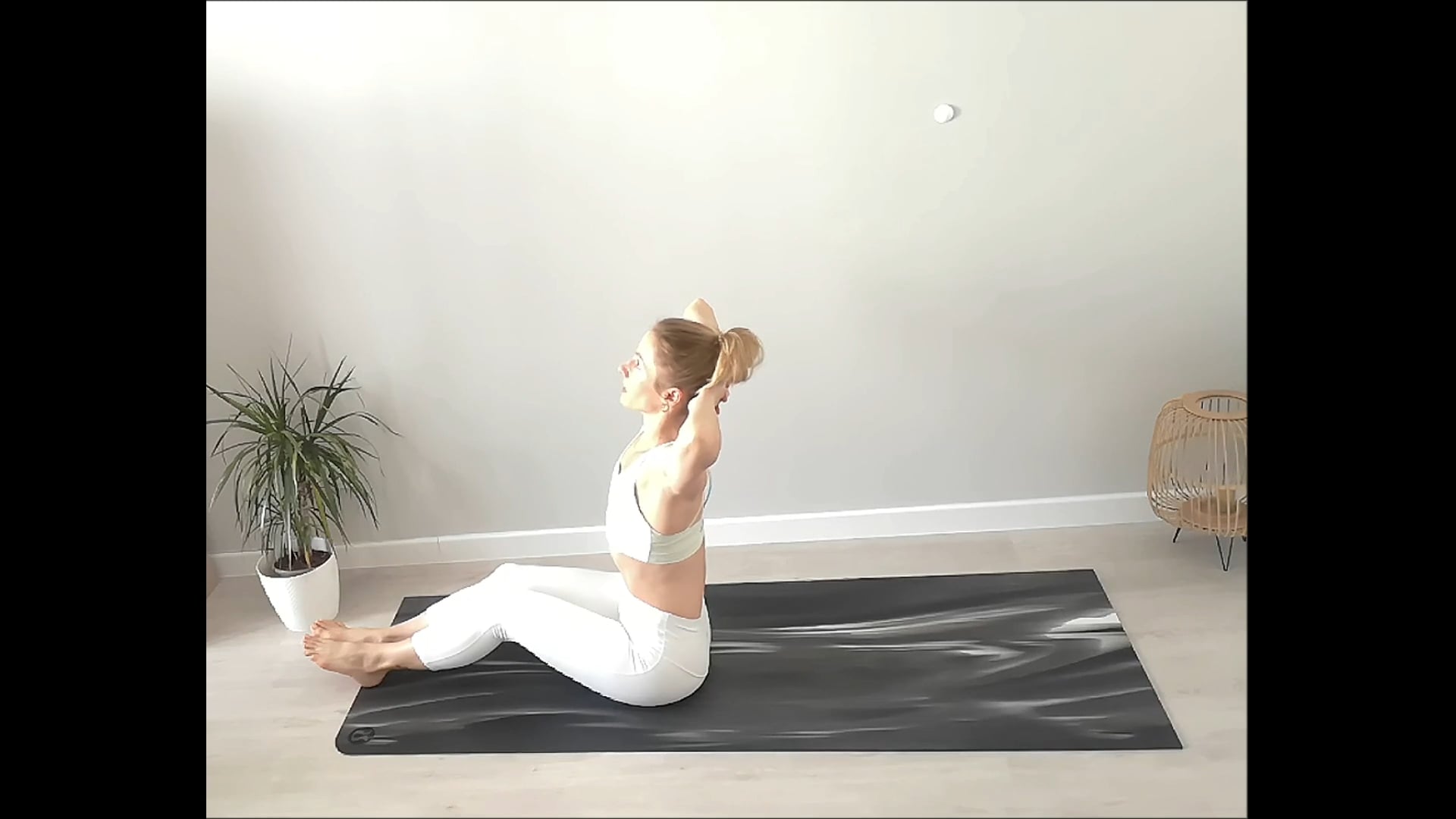 Pilates for the spine – 20 mins