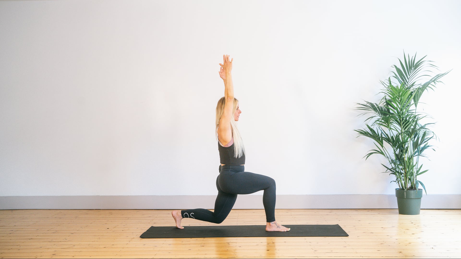 Pilates Stretch & Flow – 30 mins