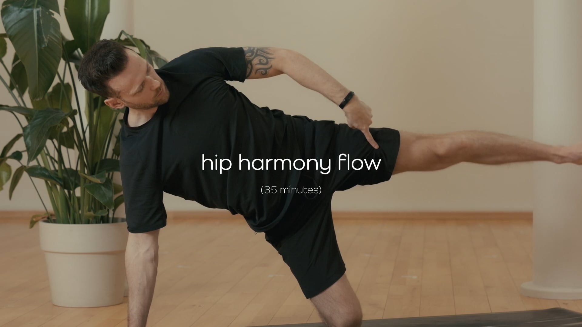 Hip Harmony Yoga Flow – 30 mins